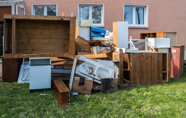 Best Construction Debris Removal  in Santa Clara, OR