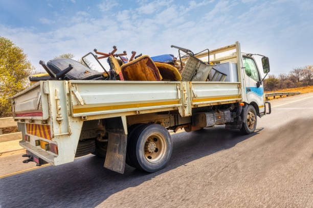 Best Junk Hauling Services  in Santa Clara, OR